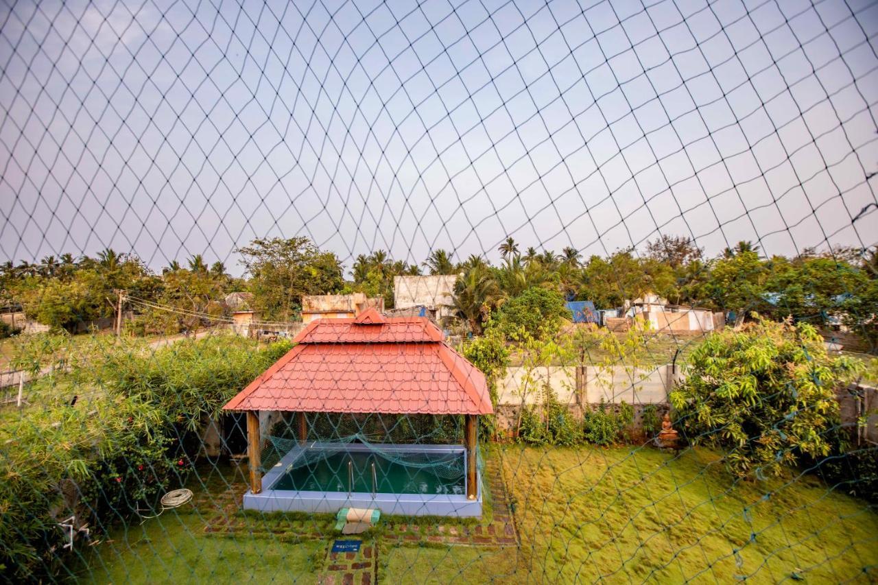 Waves Beach House Pondicherry Exterior photo