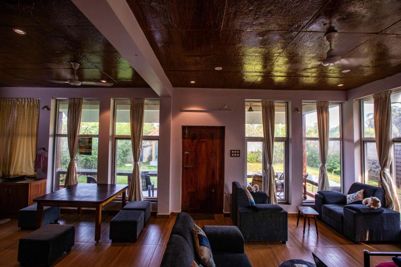 Waves Beach House Pondicherry Exterior photo