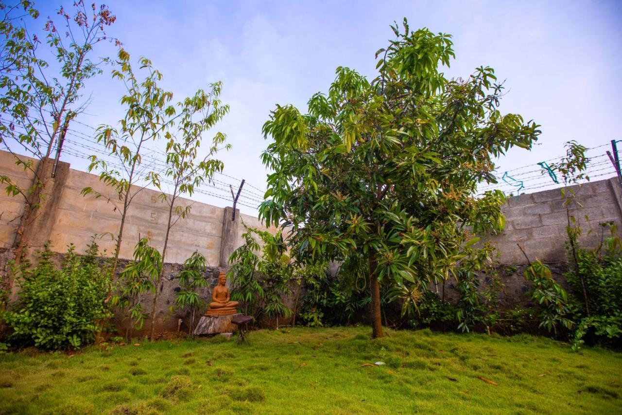 Waves Beach House Pondicherry Exterior photo